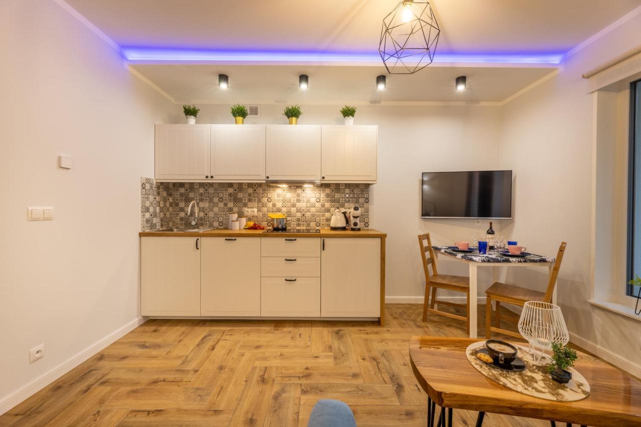 Villa Kasztelan Apartamenty Ustrzyki Dolne Bagian luar foto