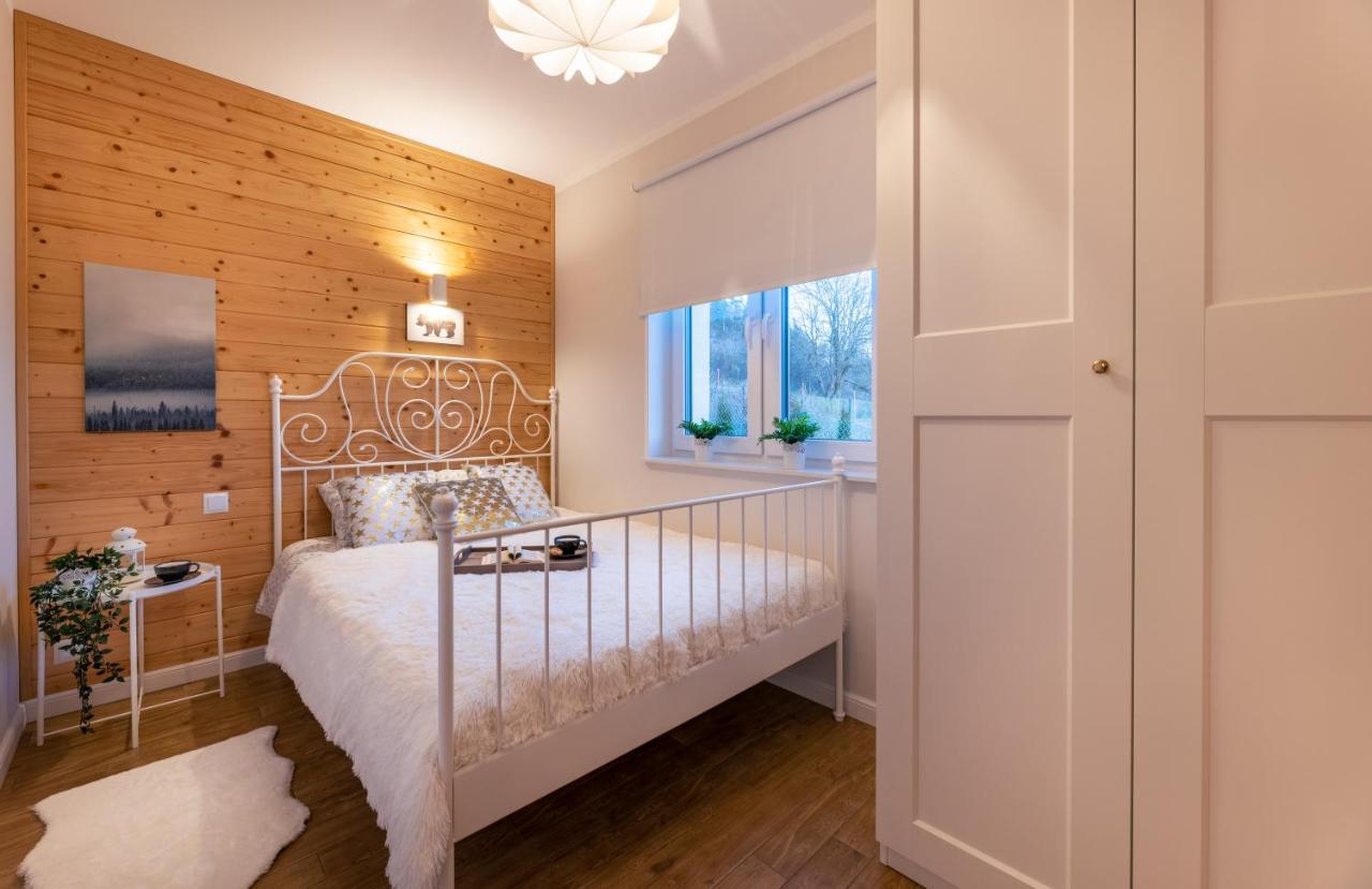 Villa Kasztelan Apartamenty Ustrzyki Dolne Bagian luar foto